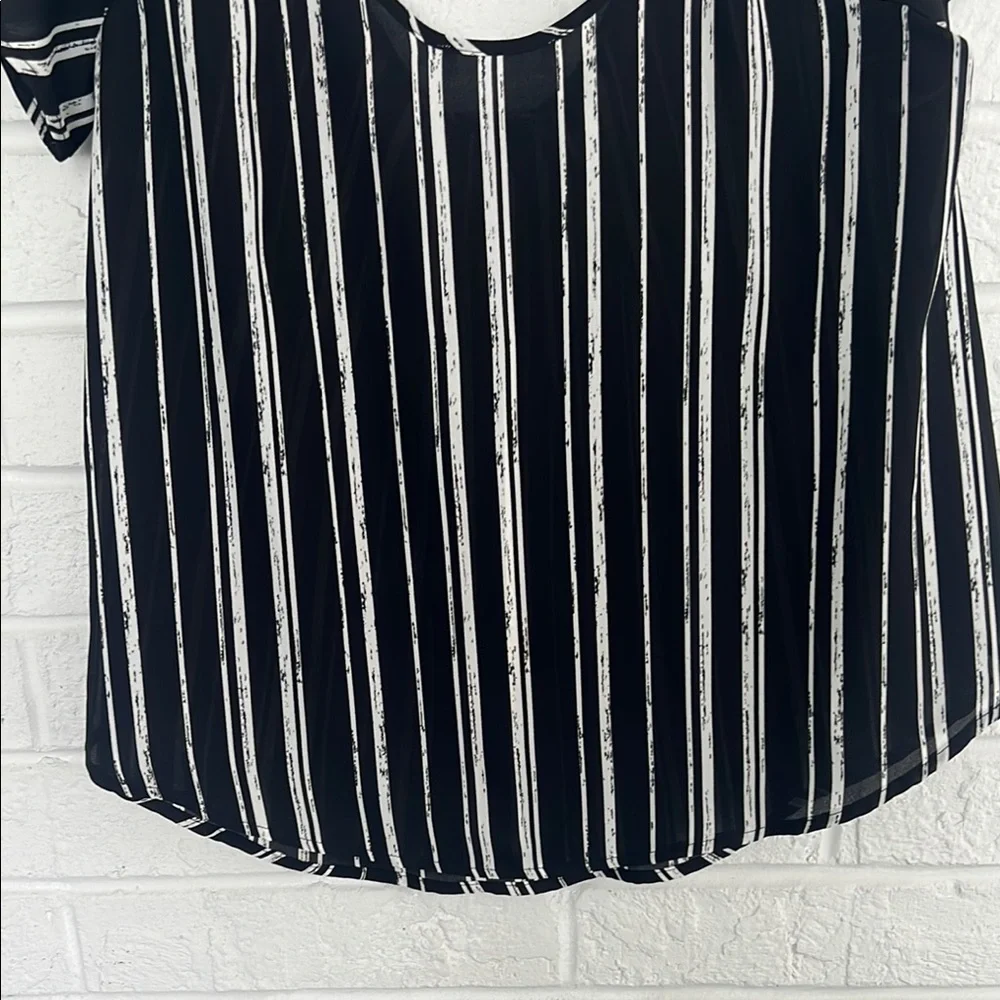 Lush Black and White Asymmetrical Cut Out Blouse - Picture 6 of 6